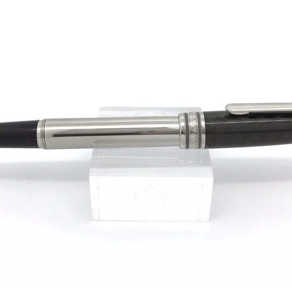Mont Blanc 5827 Meisterstuck Solitaire Carbon & Steel Fountain Pen (Misura M)